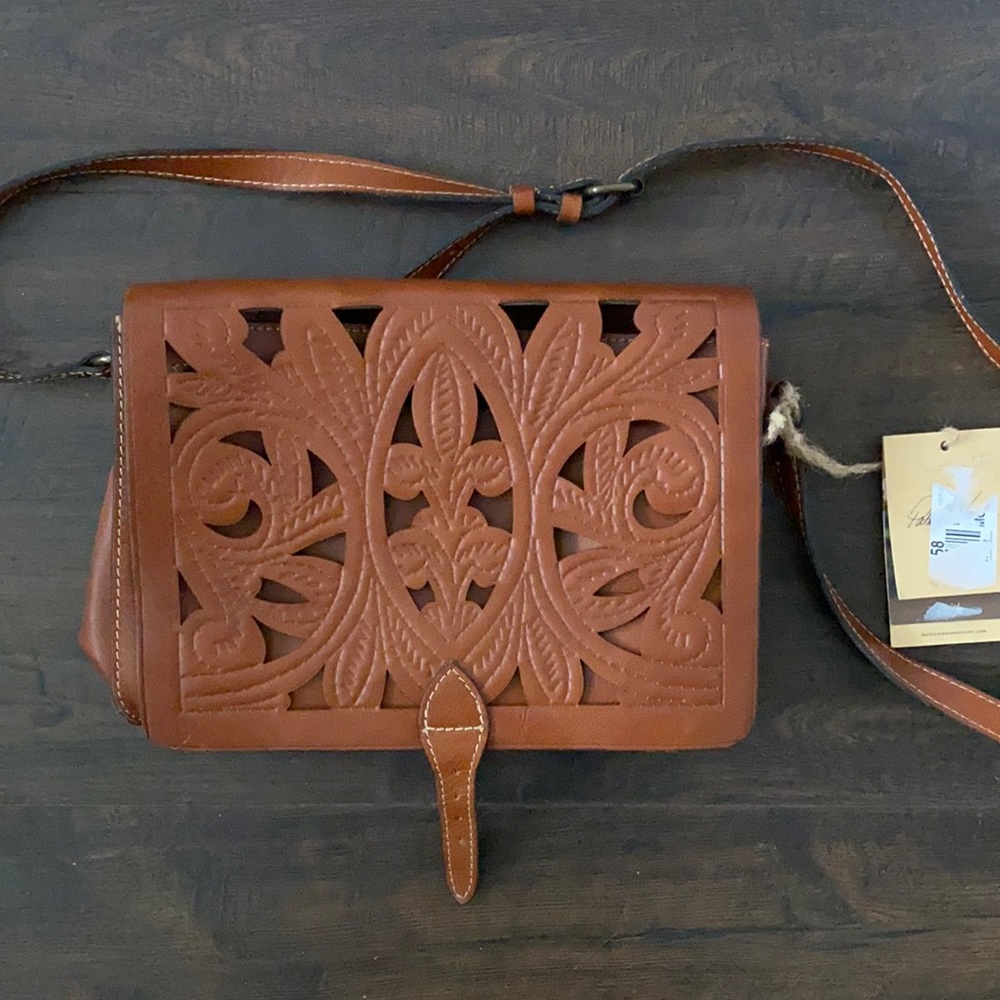 PATRICIA NASH THE TOOLED COLLECTION LEATHER PURSE NEW CROSSBODY